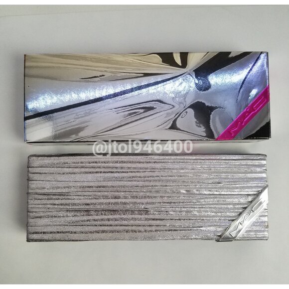 Mac Fair Shiny Pretty Things Face Compact - Picture 9 of 9